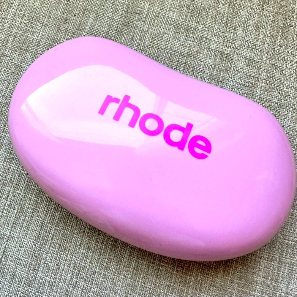 Rhode Jelly Bean Pouch Brand New - Picture 4 of 4